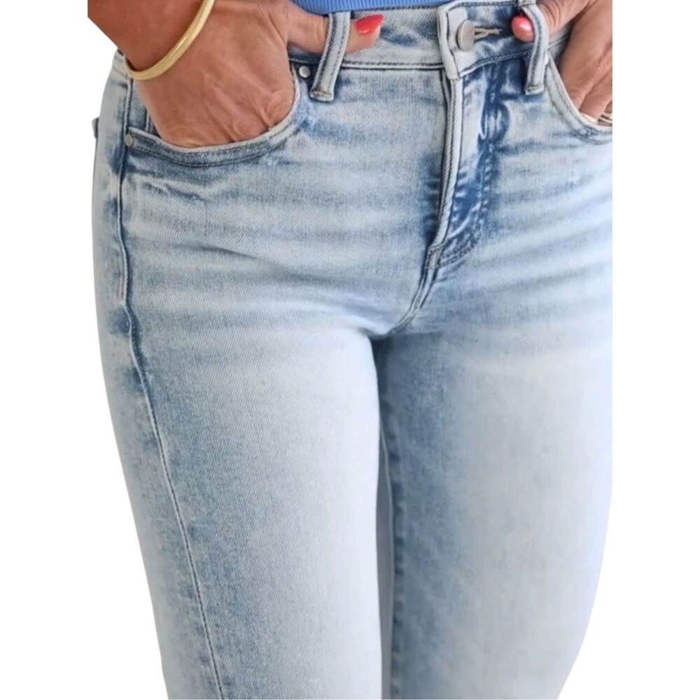 Risen High Rise Tummy Control Ankle Wide Leg Cuffed Jeans Light Medium Wash NWT - Picture 10 of 12